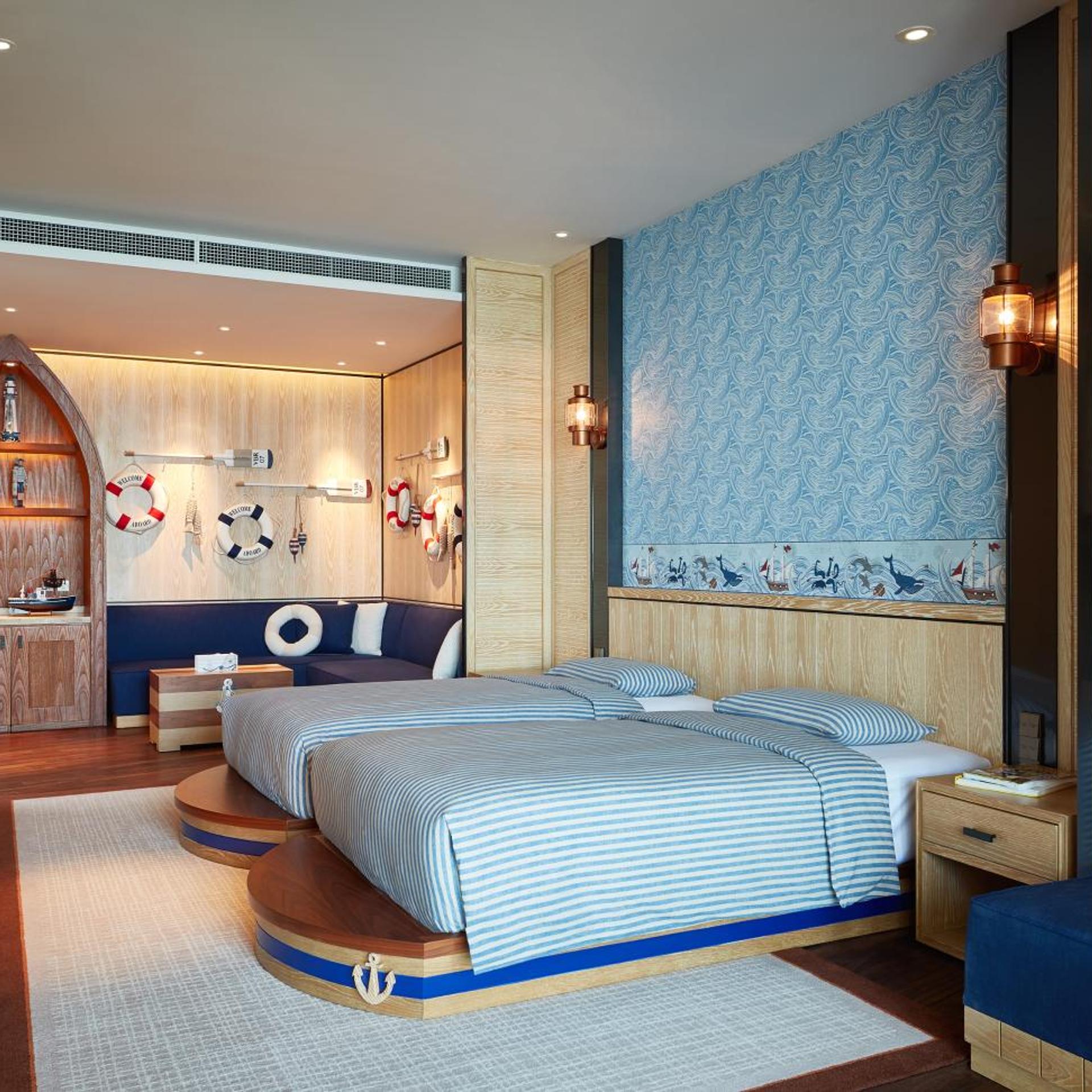 غرفة بسريرين منفصلين بإطلالة على البحر، Grand Hyatt Sanya Haitang Bay Resort Spa 3/6
