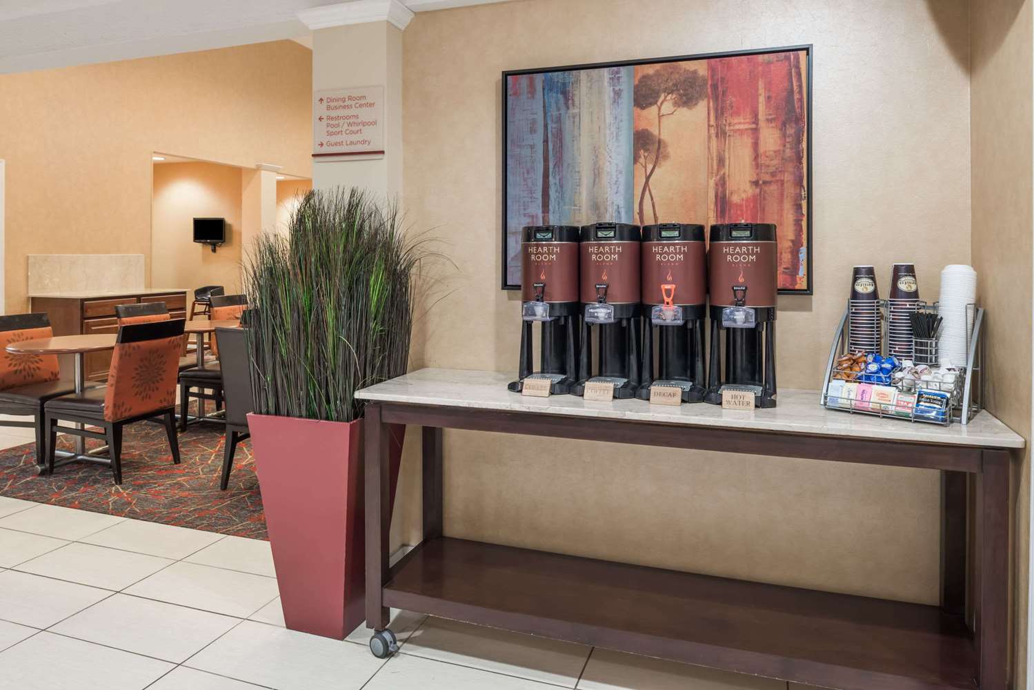 Craigshire Suites St Louis Westport Plaza 35/40