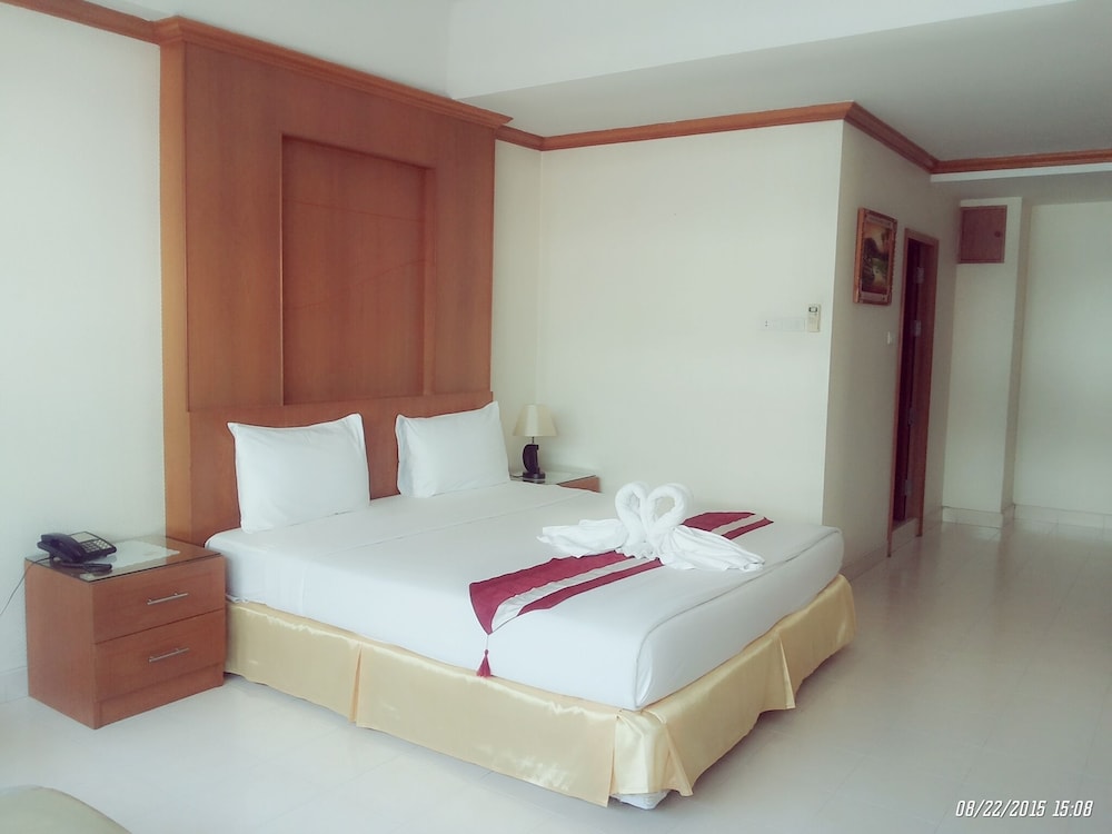 Seaview Hotel Sriracha 18/68