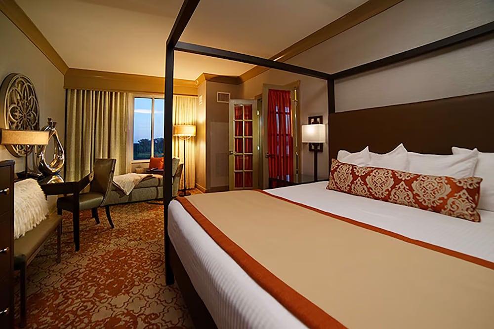 Riverwalk Casino Hotel 7/25