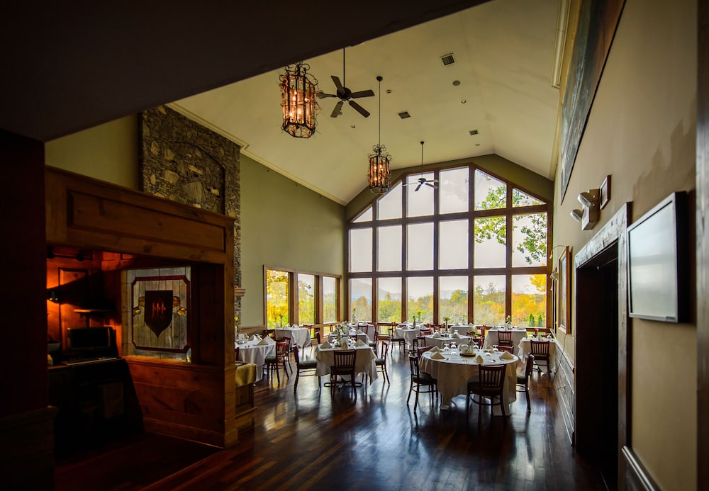 The Inn at Crestwood 53/65