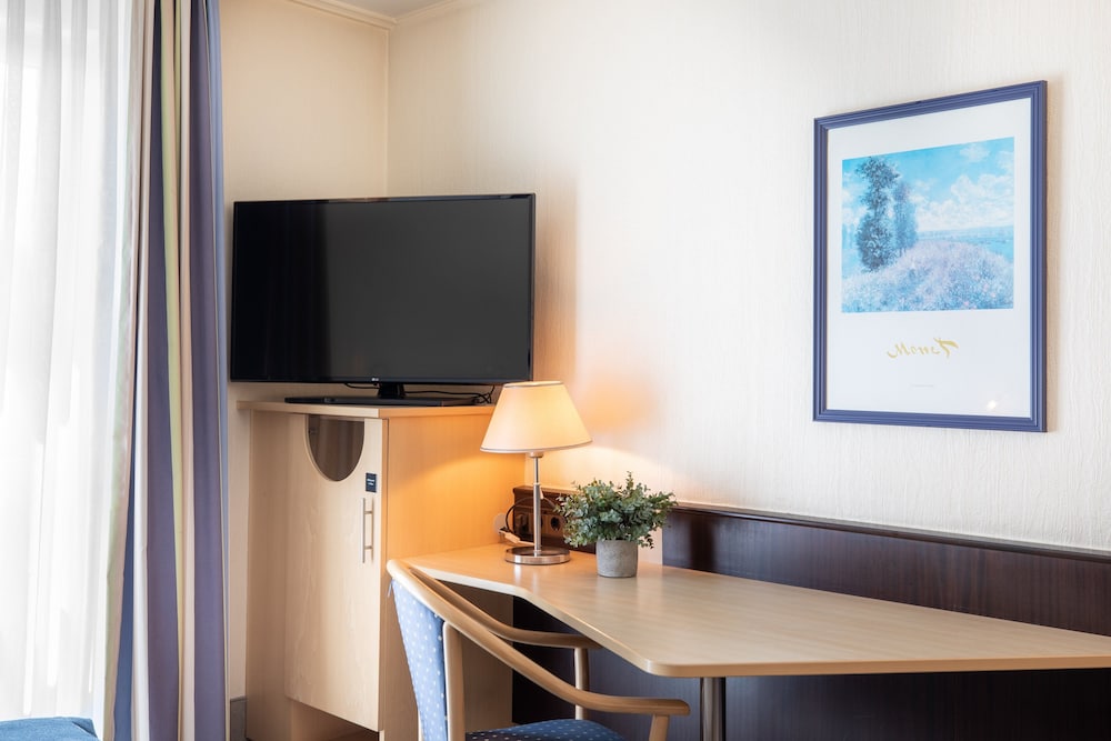 Holiday Inn - The Niu, Stream Monchengladbach 70/71