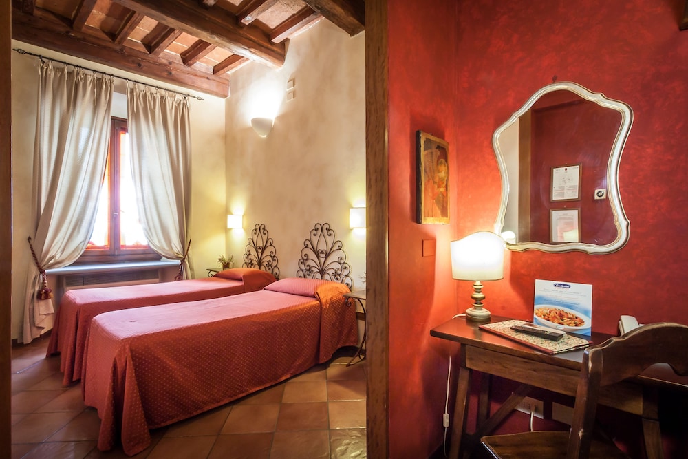 Hotel Marios 21/56