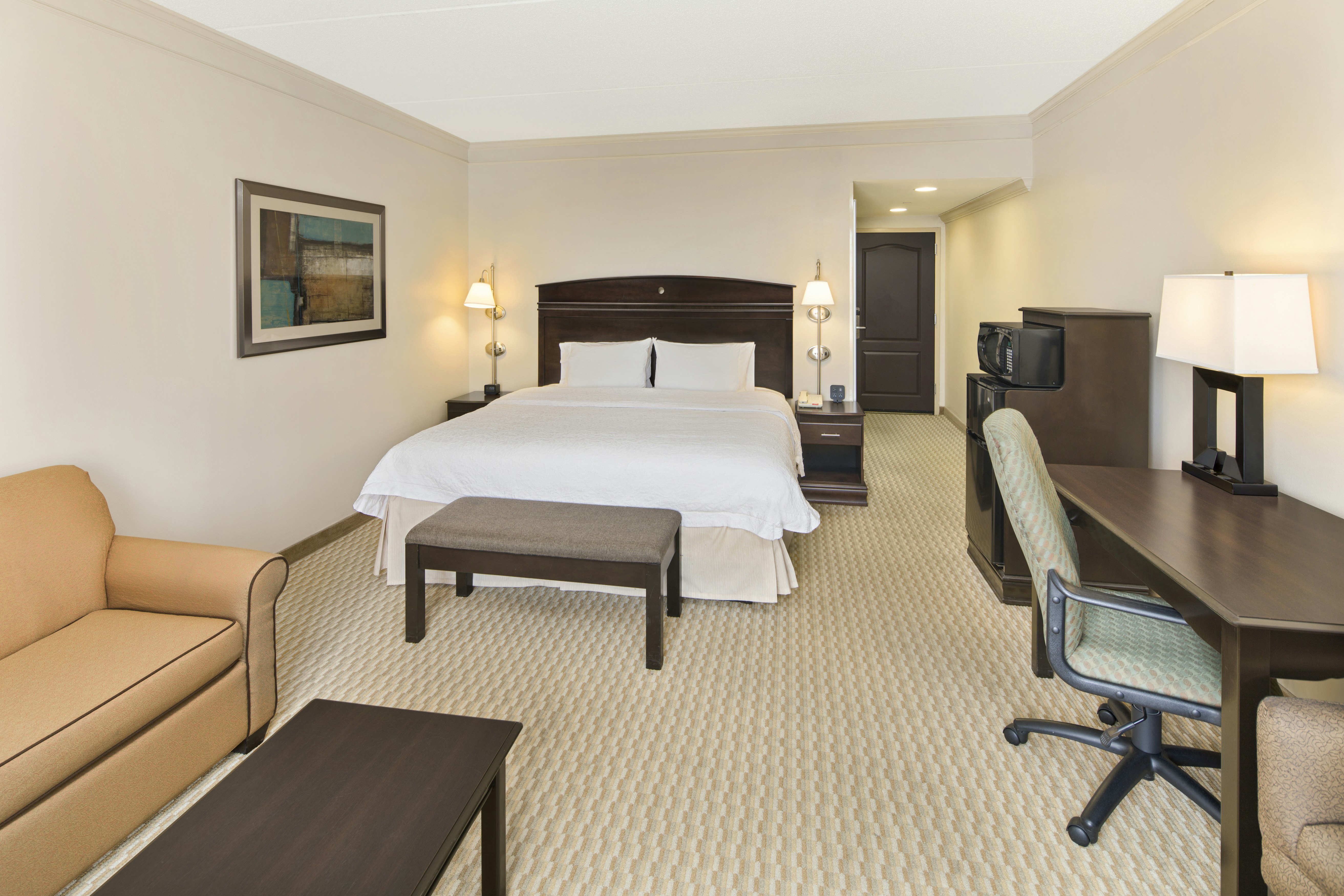 ROOM, KING BED, SOFA