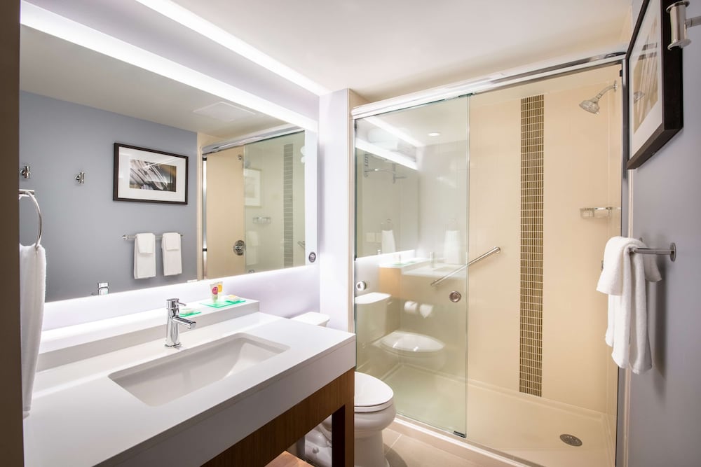 Hyatt Place East Moline/Quad Cities 18/54