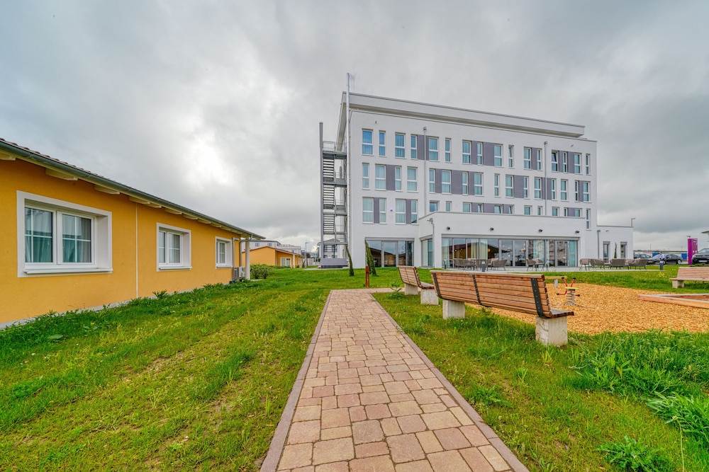 FourSide Hotel Ringsheim 44/50