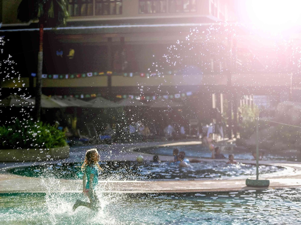 Novotel Phuket Vintage Park 56/60