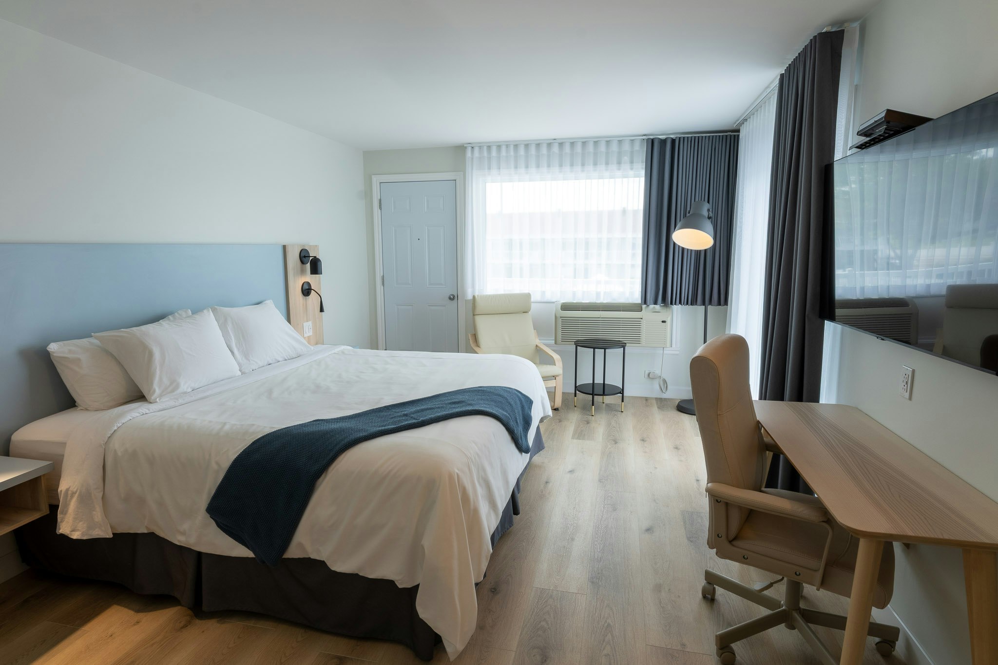 Hostellerie Baie Bleue 16/72