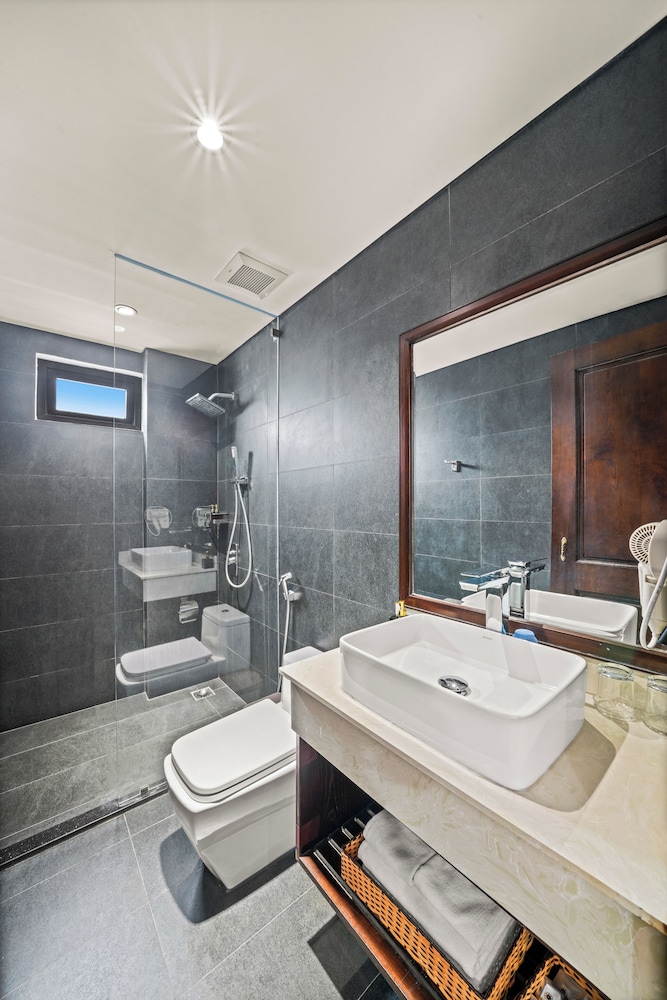 Palazzo 3 Hotel 48/50