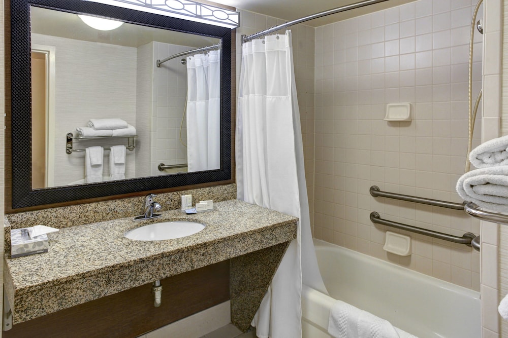 Fairfield Inn And Suites Anniston Oxford 11/39