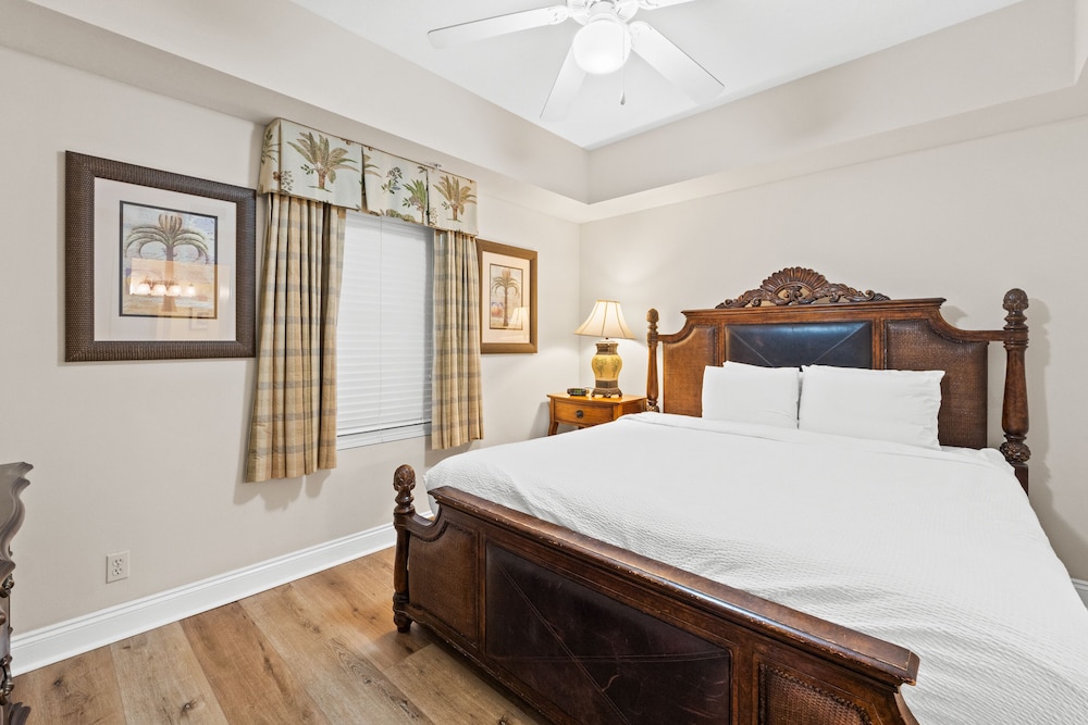1 Bedroom, Condo, King Bed, Bunk Bed, Sea View, Sofa