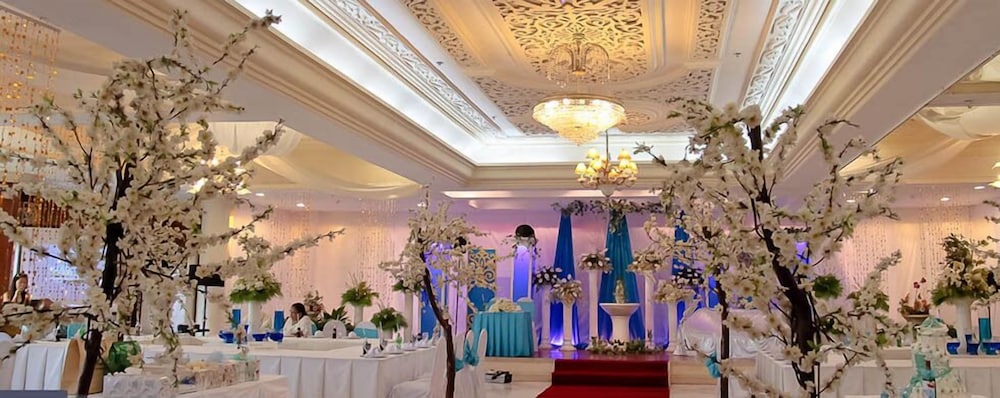 Royal Garden Hotel 15/44