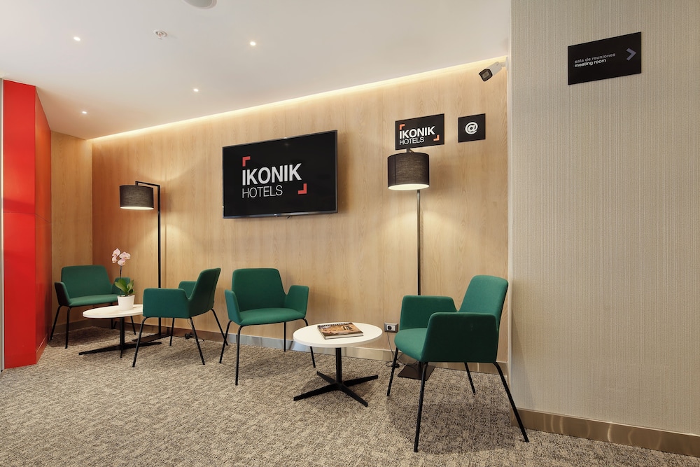 Ikonik Miraflores 34/43