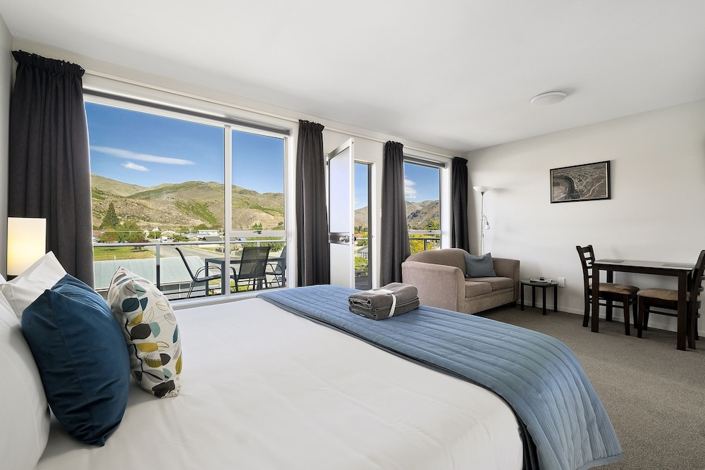 Central Gateway Motel 13/46