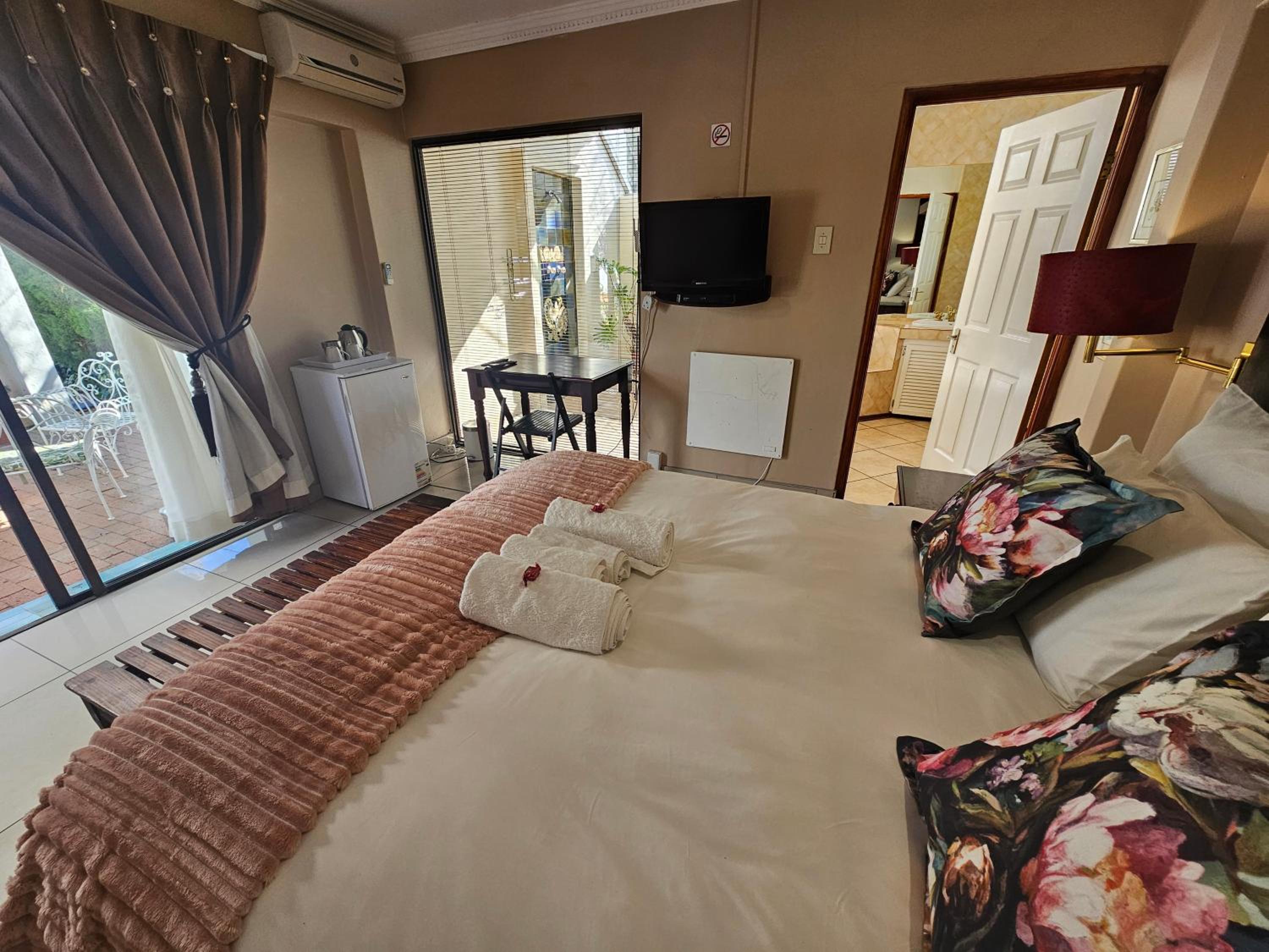 Bettie's Luxury Lodge 17/45