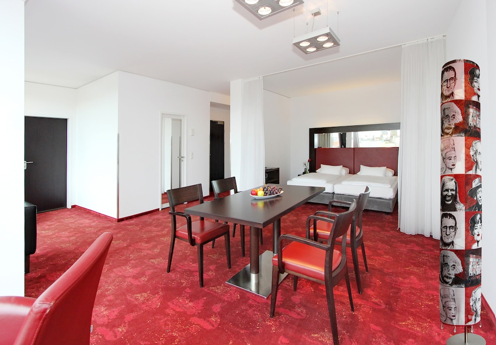 Arcotel Velvet Berlin 52/77