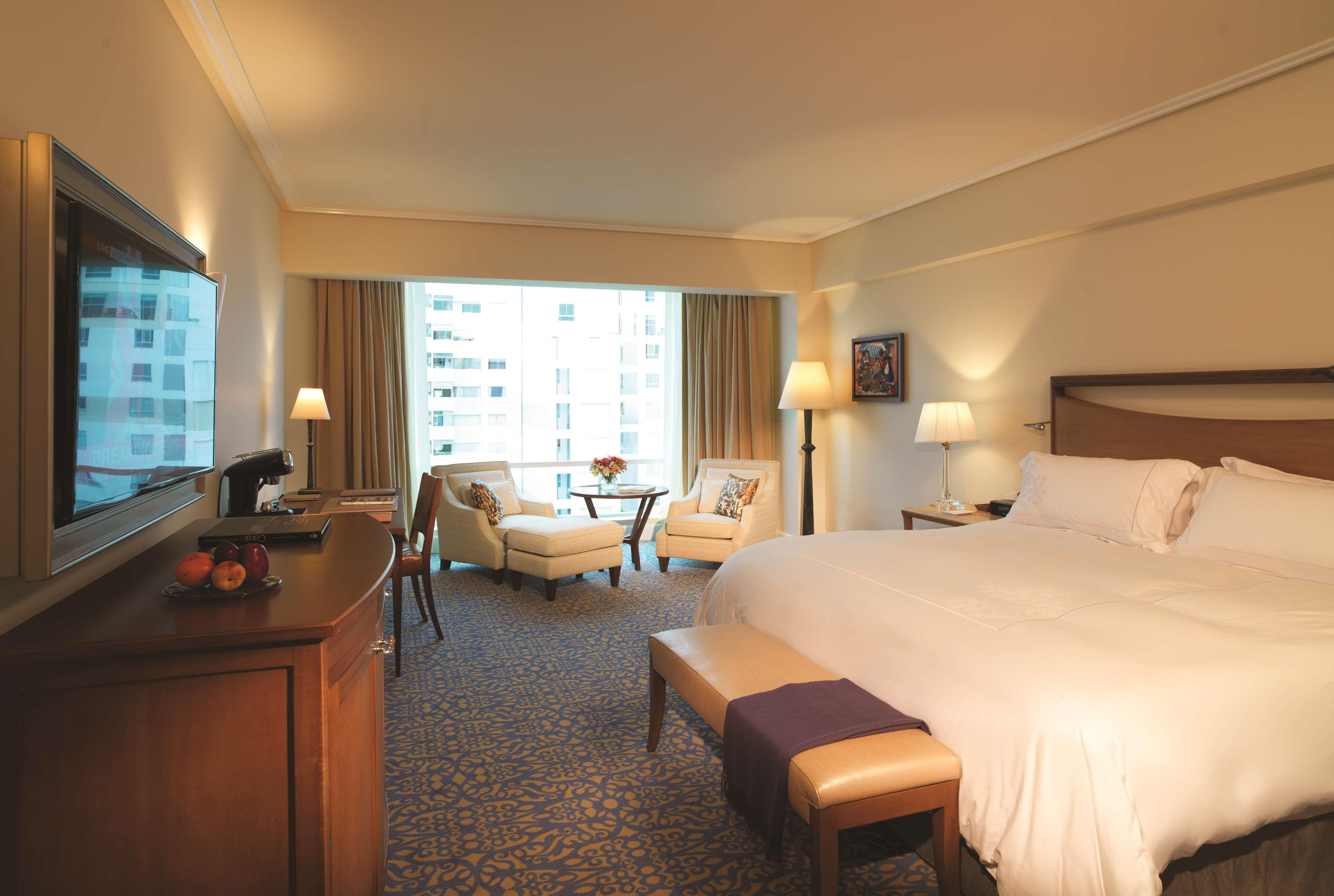 Club, Junior Suite, City View