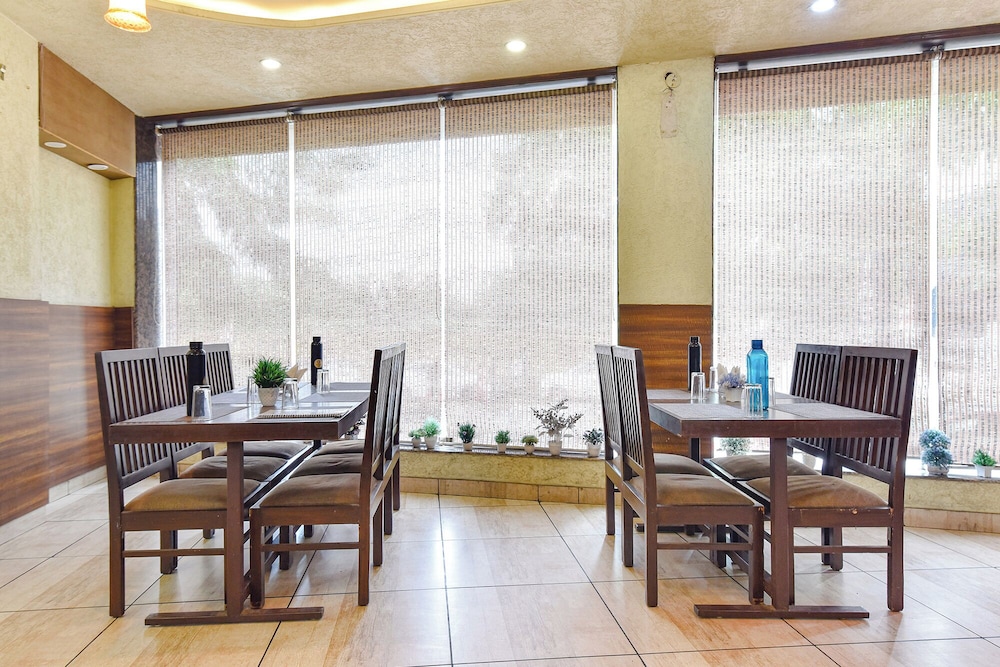 Fabhotel Padmavati Palace 44/49