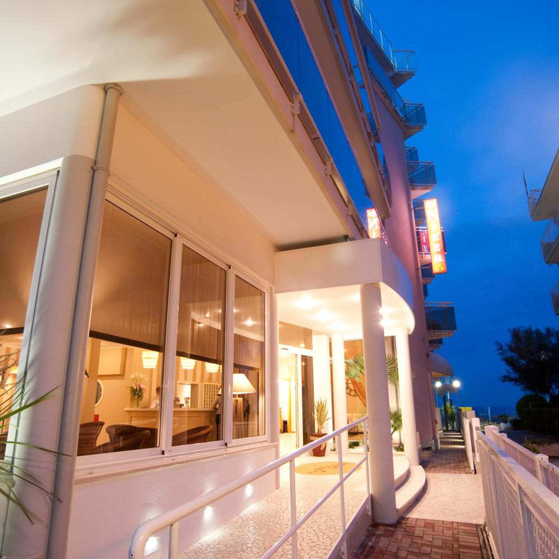Hotel Nizza Fronte Mare 3/49