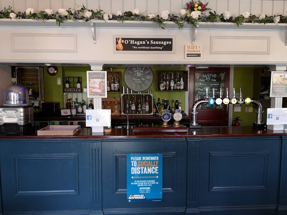 The Woolpack Inn 1/35