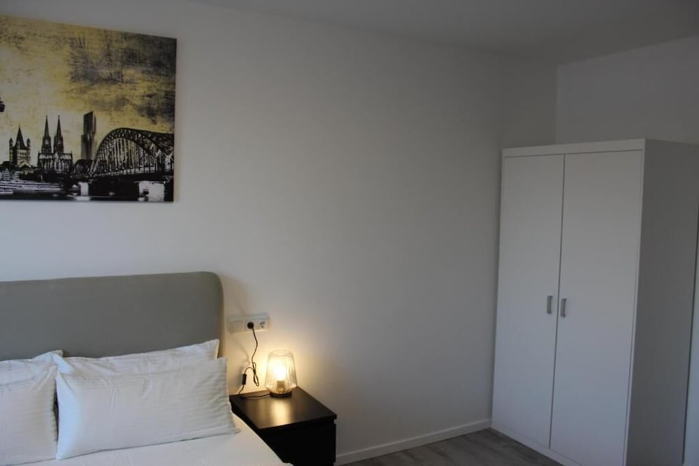 City Apartments in Koln am Rheingarten 14/45
