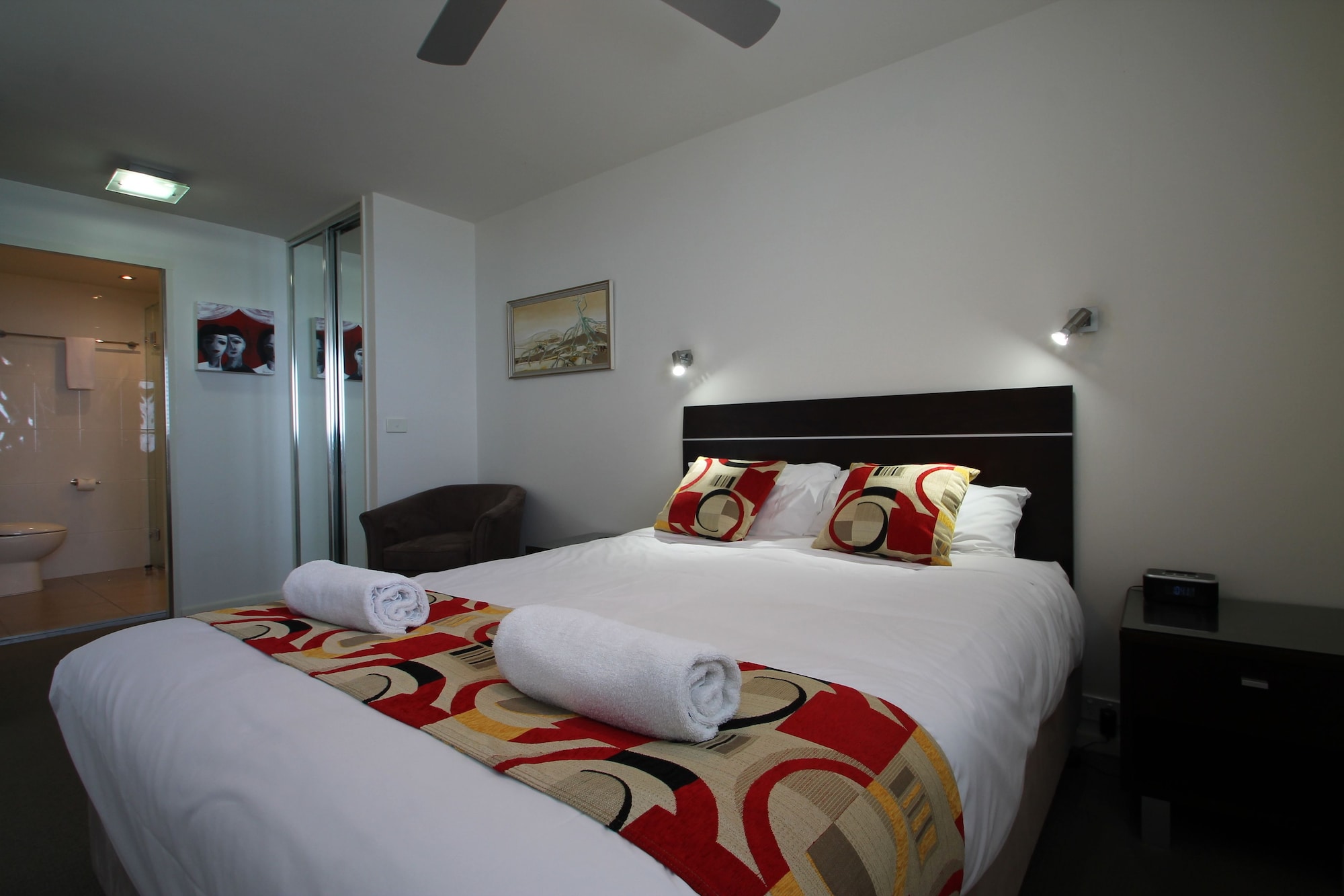 2 BEDROOMS, SUPERIOR, APARTMENT, OCEAN VIEW