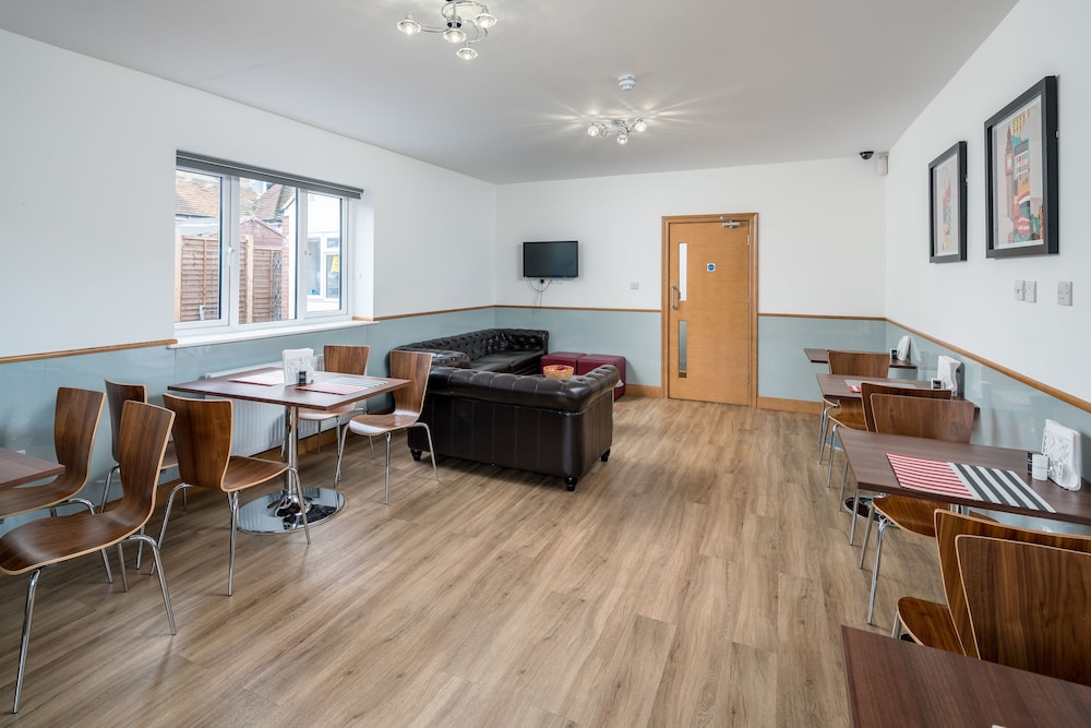 Oyo Flexistay Aparthotel Sutton 34/50