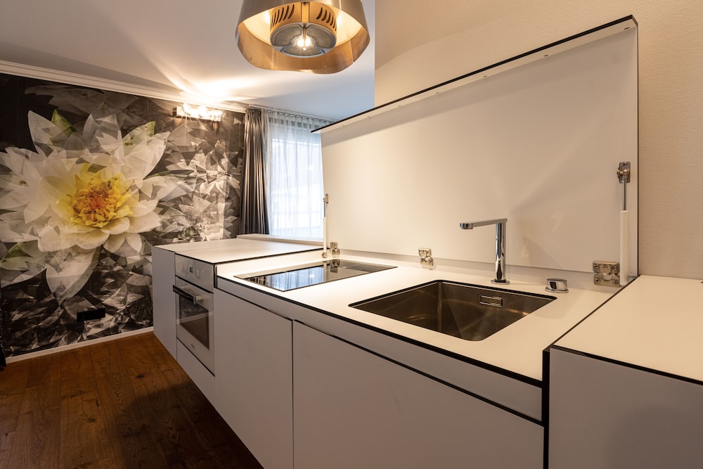 Home Hotel Arosa 1/50