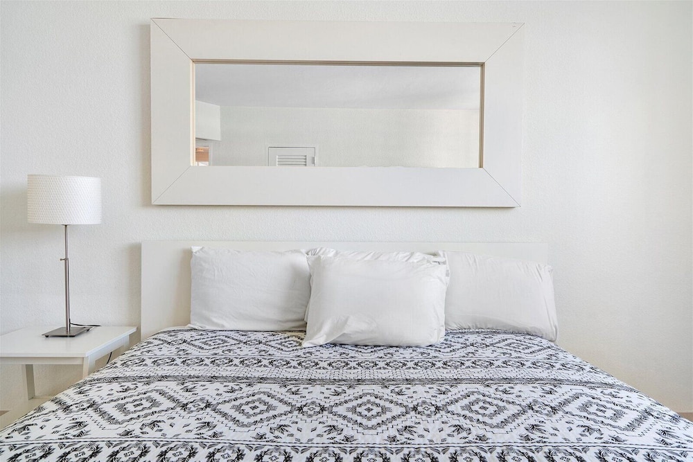 The Tides Ocean Luxury Suites 49/50
