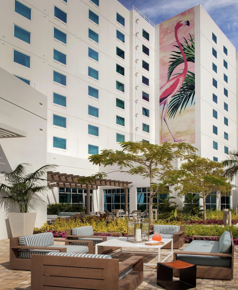 Hilton Garden Inn Miami Dolphin Mall 9/73