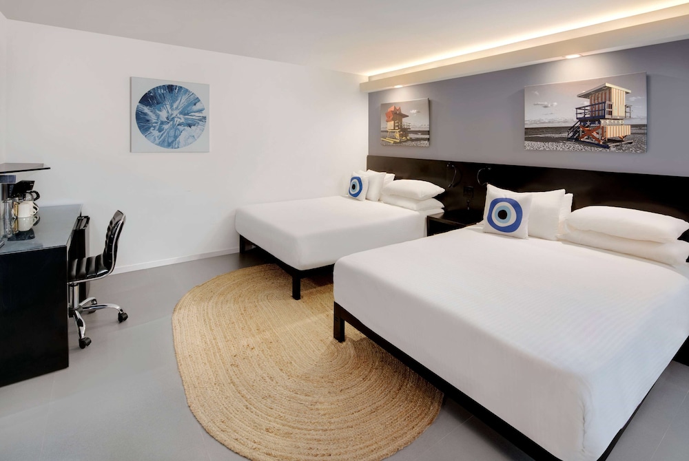 ROOM, 2 QUEEN BEDS, LARGE