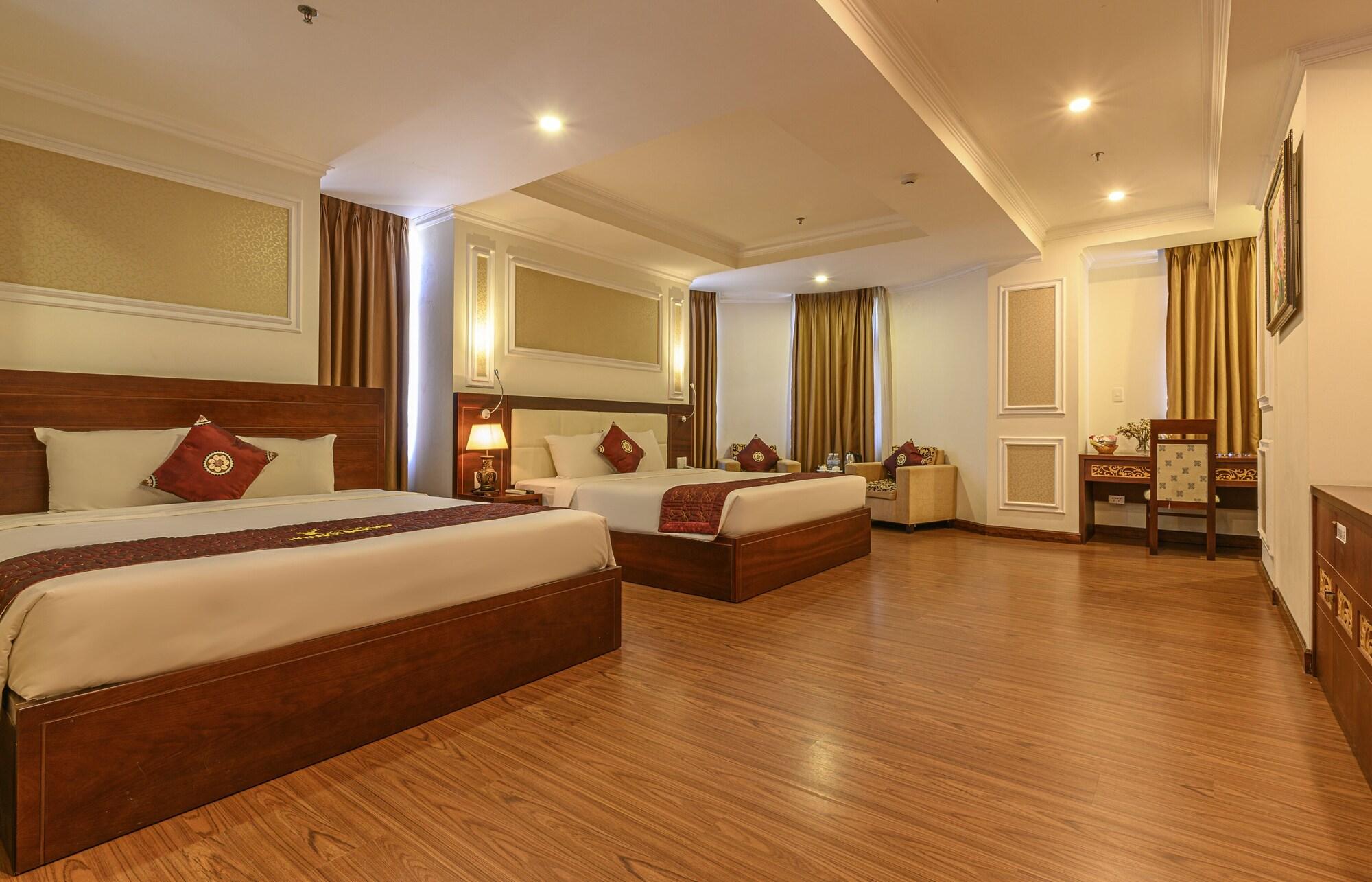 Lychee Hotel 16/40