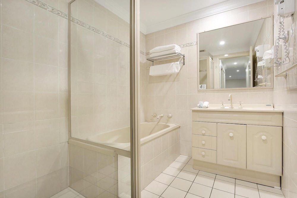 Wollongong Serviced Apartments 25/27