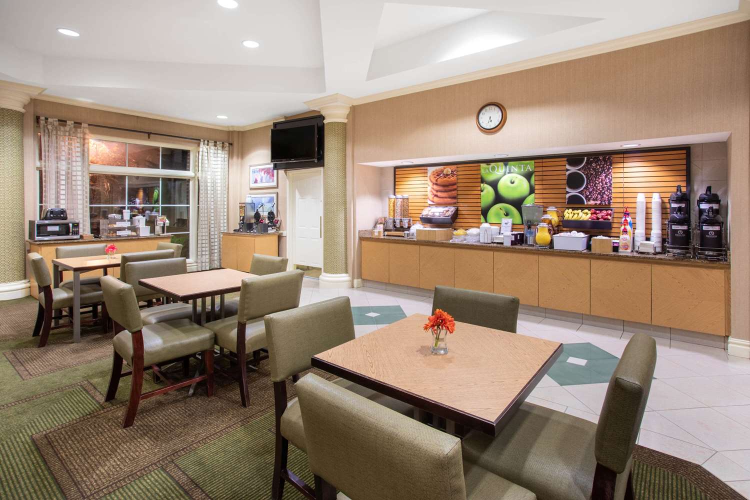 La Quinta Inn & Suites by Wyndham Denver Southwest Lakewood 29/43