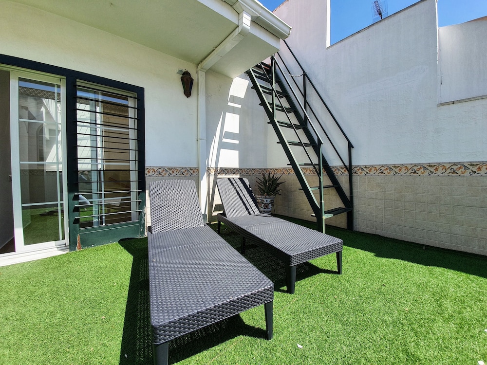 Triana Luxury Home 39/48