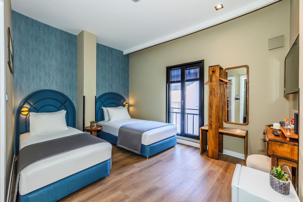 Nenessa Airport Hotel 17/46