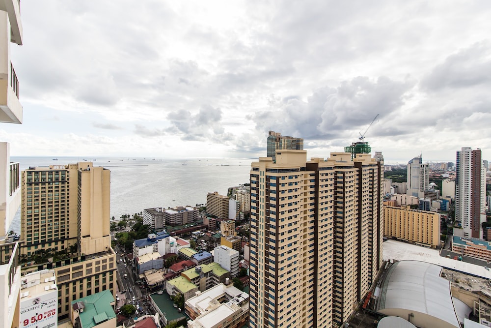 Jmm Grand Suites 2/50