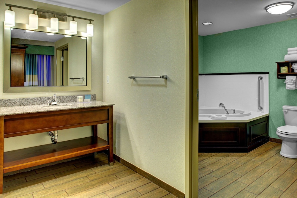 Hampton Inn & Suites Coconut Creek 14/49