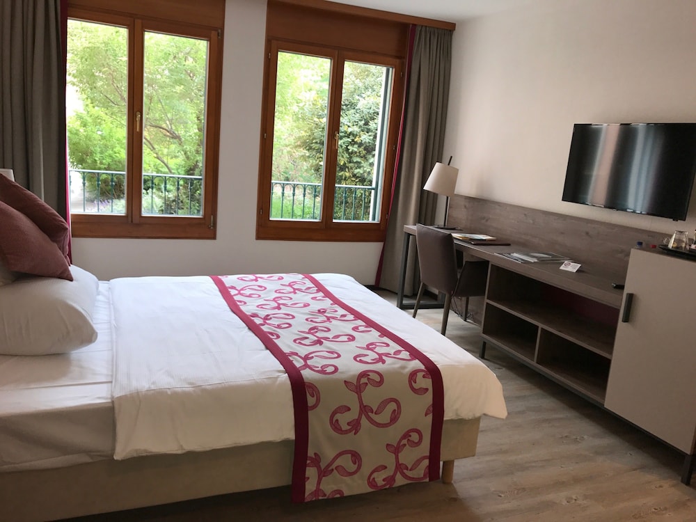 Hotel Des Vignes 20/66