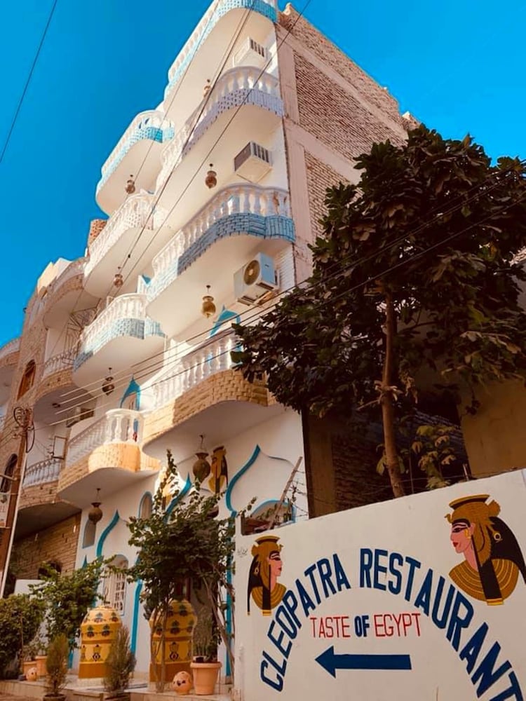 Cleopatra Hotel Luxor 1/33