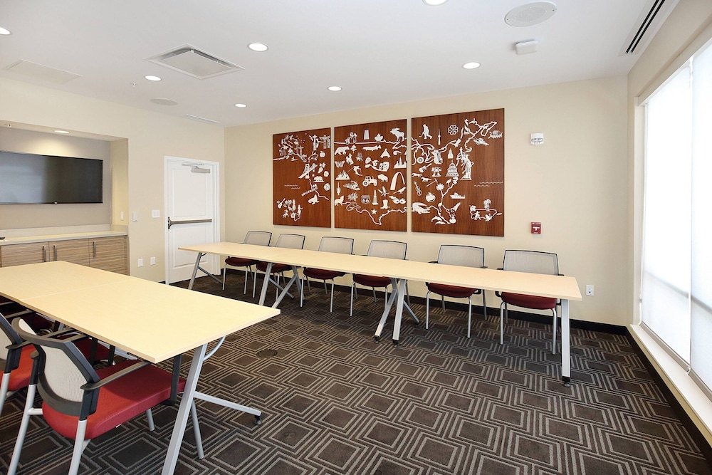 TOWNEPLACE SUITES GROVE CITY MERCER/OUTLETS 47/48