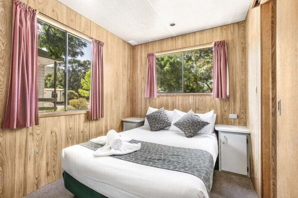Breeze Holiday Parks Grampians 12/48