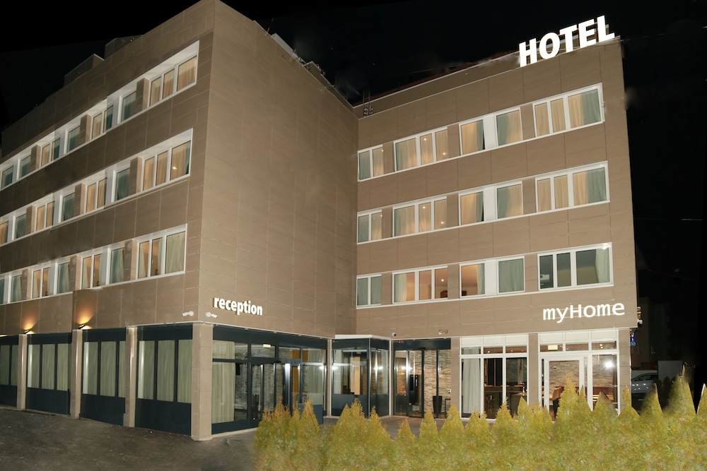 My Home Hotel 7/65