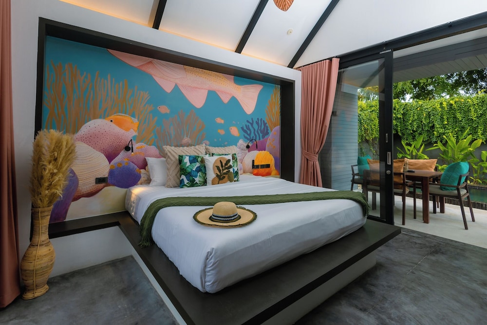 Pool, Family, Villa, 2 King Beds