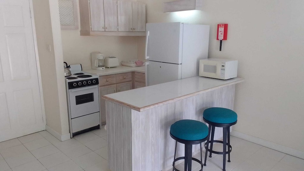 Regent Apartments 13/20