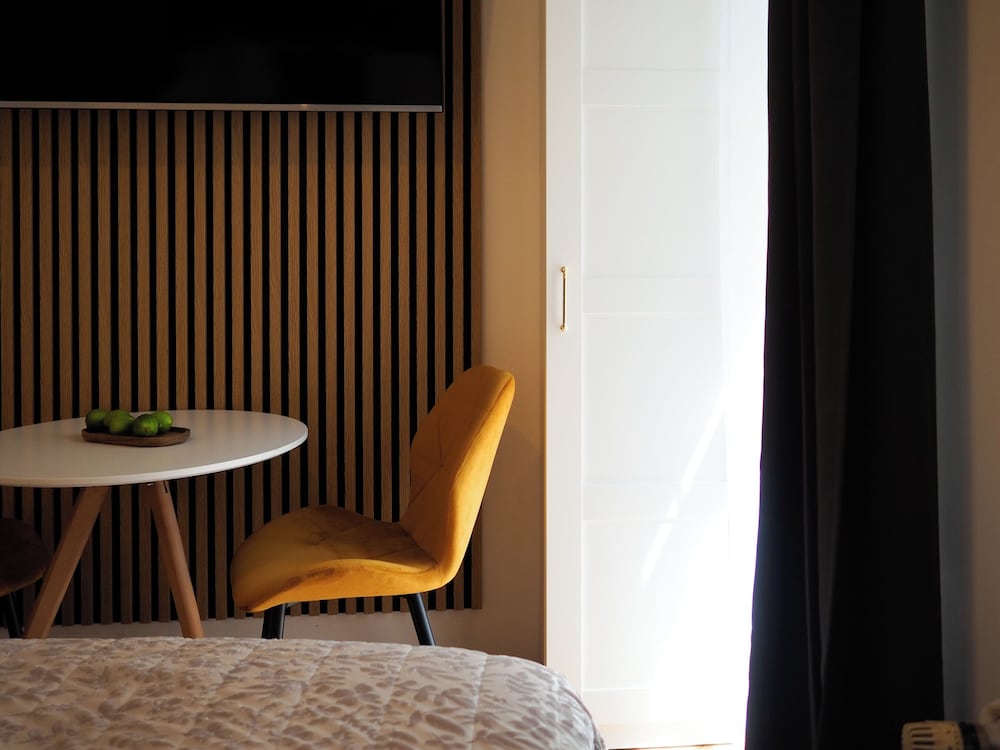 Boutique Hotel 16 43/50