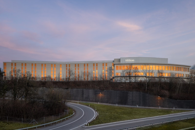 Hilton Zurich Airport 76/78