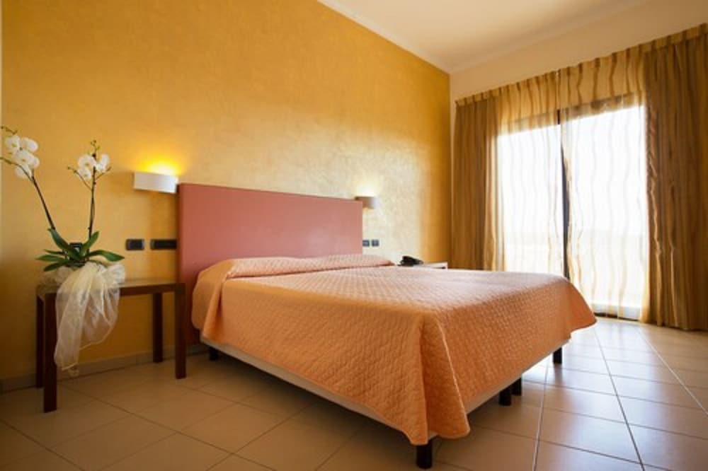Grand Hotel Sofia 30/69