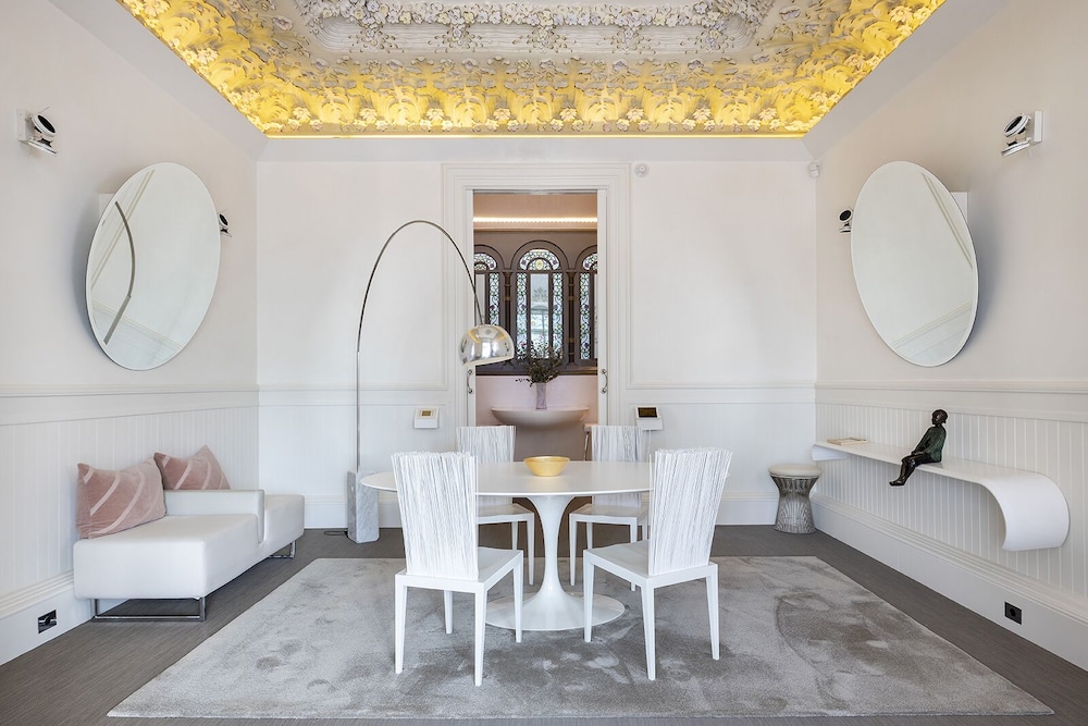 El Palauet Royal Suites 46/50