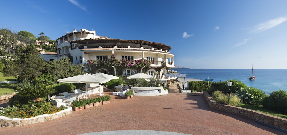 Club Hotel Baja Sardinia in ARZACHENA